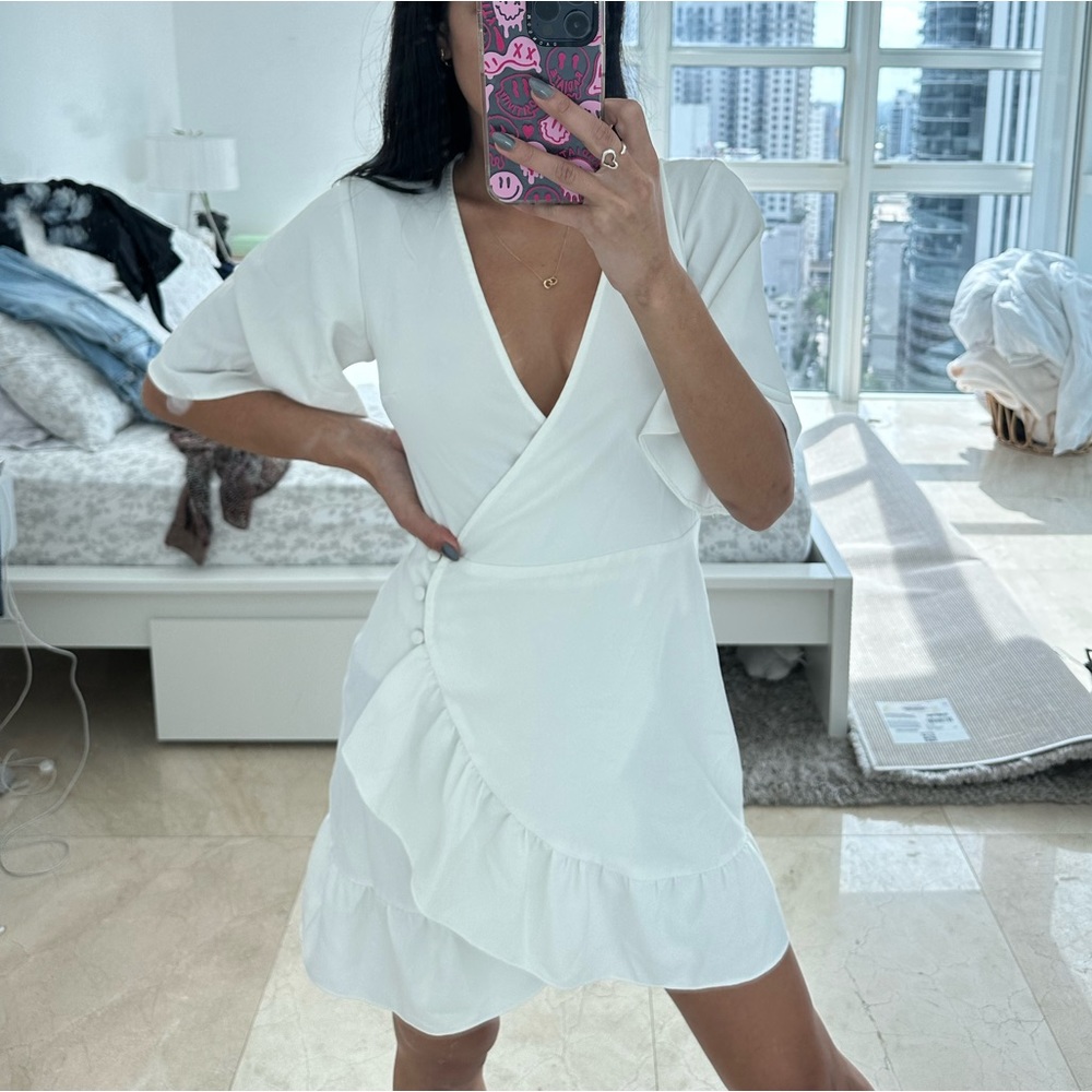 TopShop Beach to Brunch Wrap Dress - Picture 3 of 6